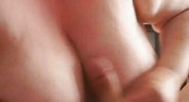 sex addie lynn Milf với tits silicone tham gia quan hệ tình dục của con gái riêng và bạn sex thư kỳ trai của cô.