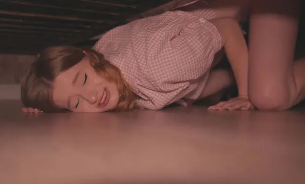 phim sex việt nam làm tình Lợi dụng nện chị kế khó tính đang kẹt dưới gầm giường